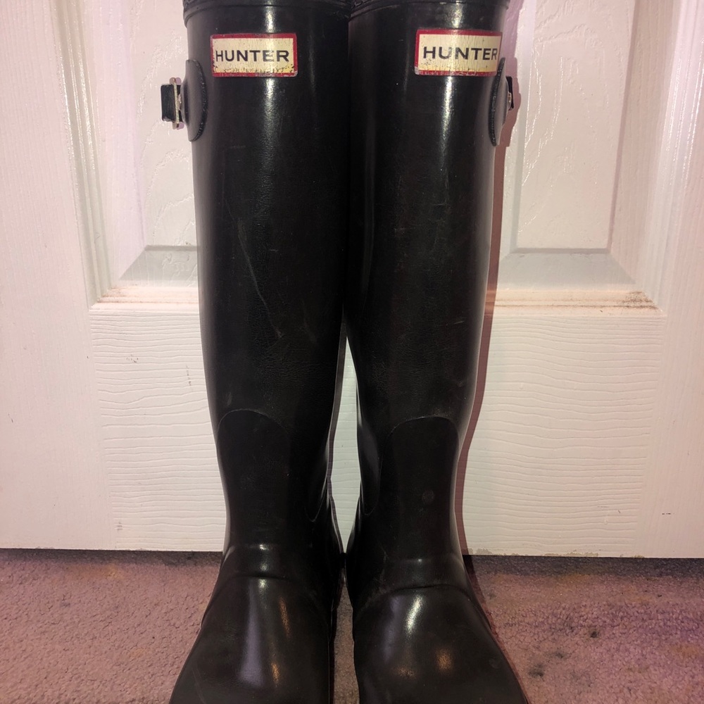 Black Glossy Hunter Boots!